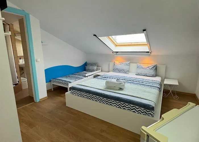 Viorica בית אירוח Năvodari